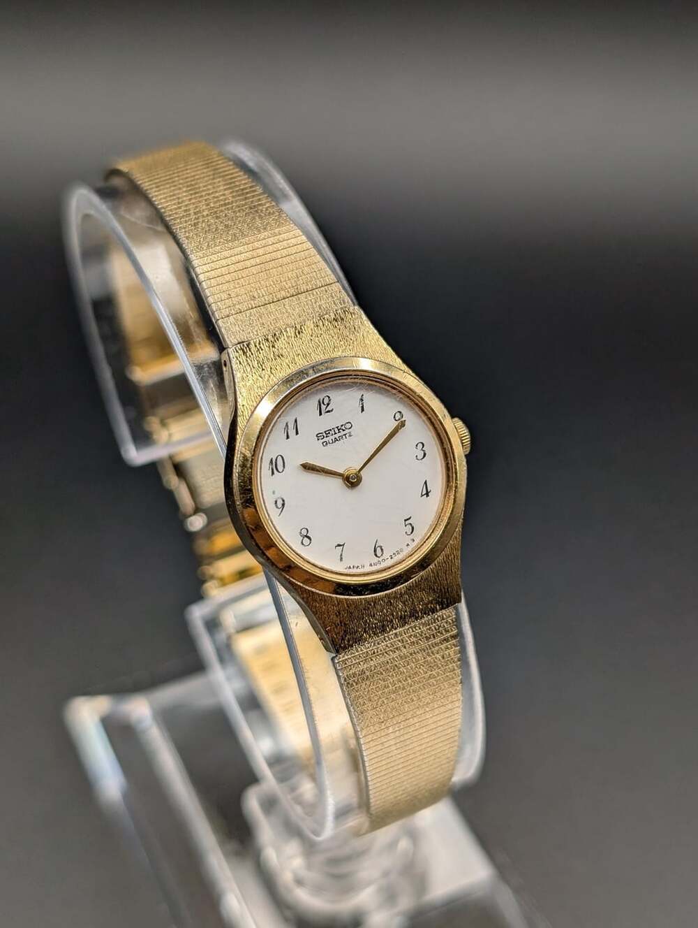 Vintage Seiko White Arabic Numeral Dial Ladies Watch, Textured Gold-Tone Mesh Ba